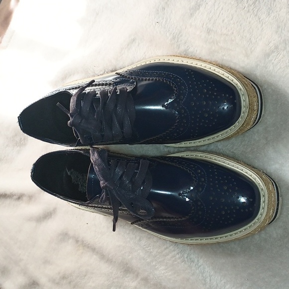 Prada Blue Brogued Leather Lace-Up Platform Oxford Dark blue - Picture 1 of 5